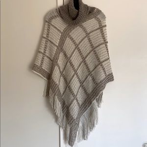 Turtle neck sweater poncho